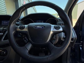 Ford Focus 2.0 TDCi Titanium X Powershift Euro 5 5dr