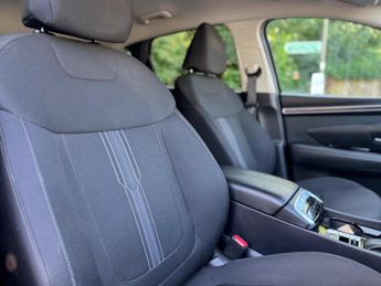 Hyundai TUCSON 1.6 T-GDi MHEV Premium DCT Euro 6 (s/s) 5dr