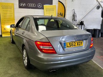 Mercedes-Benz C Class 2.1 C220 CDI BlueEfficiency Executive SE G-Tronic+ Euro 5 (s/s) 