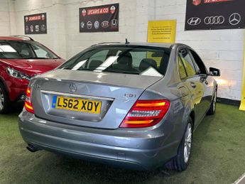 Mercedes-Benz C Class 2.1 C220 CDI BlueEfficiency Executive SE G-Tronic+ Euro 5 (s/s) 