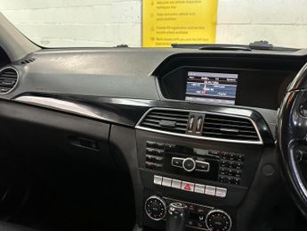 Mercedes-Benz C Class 2.1 C220 CDI BlueEfficiency Executive SE G-Tronic+ Euro 5 (s/s) 