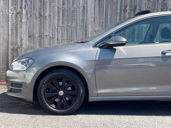 Volkswagen Golf 1.6 TDI BlueMotion Tech SE DSG Euro 5 (s/s) 5dr