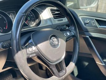 Volkswagen Golf 1.6 TDI BlueMotion Tech SE DSG Euro 5 (s/s) 5dr