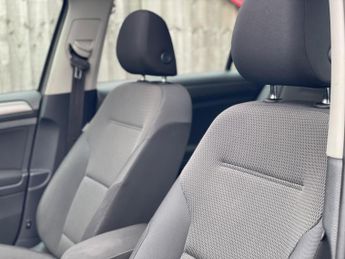 Volkswagen Golf 1.6 TDI BlueMotion Tech SE DSG Euro 5 (s/s) 5dr