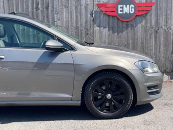 Volkswagen Golf 1.6 TDI BlueMotion Tech SE DSG Euro 5 (s/s) 5dr
