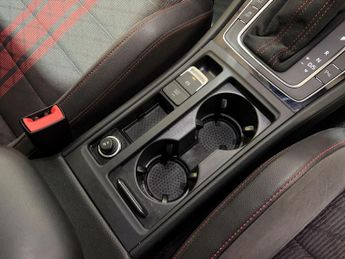 Volkswagen Golf 2.0 TSI GTI TCR DSG Euro 6 (s/s) 5dr