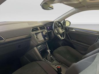Volkswagen Tiguan 1.5 TSI Elegance SUV 5dr Petrol DSG Euro 6 (s/s) (150 ps)
