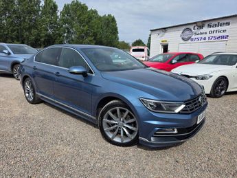 Volkswagen Passat 2.0 TDI BlueMotion Tech R-Line Euro 6 (s/s) 4dr