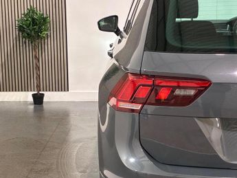 Volkswagen Tiguan 1.5 TSI Active DSG Euro 6 (s/s) 5dr