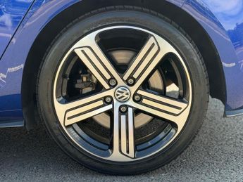 Volkswagen Golf 2.0 TSI R DSG 4Motion Euro 6 (s/s) 5dr