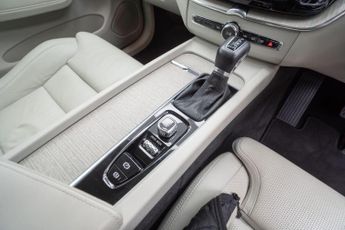 Volvo XC60 2.0 T5 Inscription Pro Auto AWD Euro 6 (s/s) 5dr