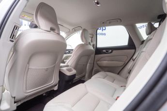 Volvo XC60 2.0 T5 Inscription Pro Auto AWD Euro 6 (s/s) 5dr