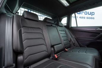 Volkswagen Tiguan 2.0 TDI R-Line DSG Euro 6 (s/s) 5dr