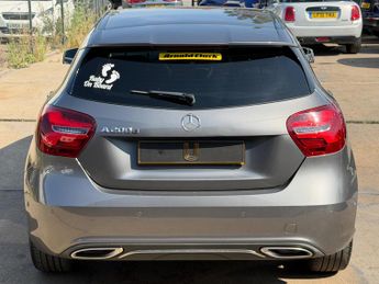 Mercedes-Benz A Class 2.1 A200d Sport (Premium) 7G-DCT Euro 6 (s/s) 5dr