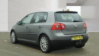 Volkswagen Golf 2.0 TDI GT Sport DSG 5dr