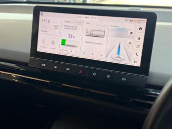MG MG4 64kWh Trophy Long Range Auto 5dr