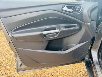 Ford Kuga 2.0 TDCi ST-Line Powershift Euro 6 5dr