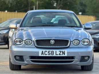Jaguar X-Type 2.2D DPF SE 4dr