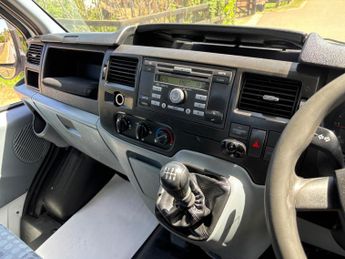 Ford Transit 2.2 TDCi 350 RWD L2 2dr (DRW)