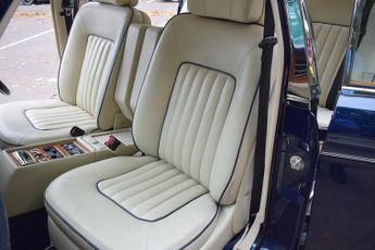 Rolls-Royce Silver Spirit 6.8 II Saloon 4dr Petrol Automatic (0 bhp)