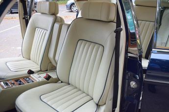 Rolls-Royce Silver Spirit 6.8 II Saloon 4dr Petrol Automatic (0 bhp)