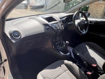 Ford Fiesta 1.0T EcoBoost Zetec Euro 6 (s/s) 3dr