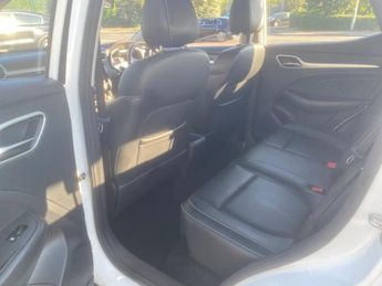 MG MG ZS 1.0 T-GDI Exclusive Auto Euro 6 5dr