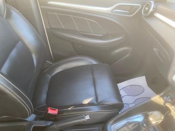 MG MG ZS 1.0 T-GDI Exclusive Auto Euro 6 5dr
