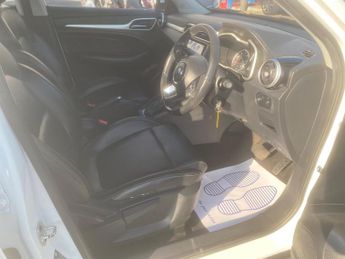 MG MG ZS 1.0 T-GDI Exclusive Auto Euro 6 5dr