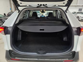 Toyota RAV4 2.5 VVT-h Design CVT 4WD Euro 6 (s/s) 5dr