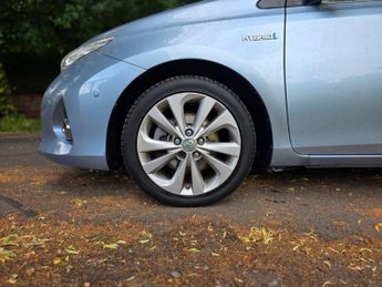Toyota Auris 1.8 VVT-h Excel CVT Euro 5 (s/s) 5dr