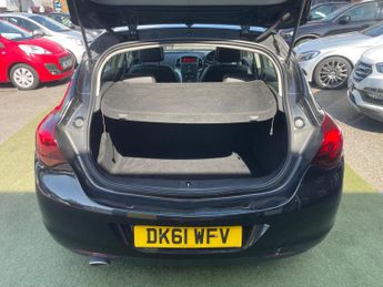 Vauxhall Astra 2.0 CDTi SE Auto Euro 5 5dr