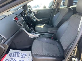 Vauxhall Astra 2.0 CDTi SE Auto Euro 5 5dr