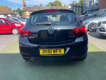 Vauxhall Astra 2.0 CDTi SE Auto Euro 5 5dr