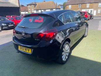 Vauxhall Astra 2.0 CDTi SE Auto Euro 5 5dr