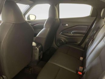 Nissan Juke 1.0 DIG-T N-Connecta SUV 5dr Petrol DCT Auto Euro 6 (s/s) (114 p
