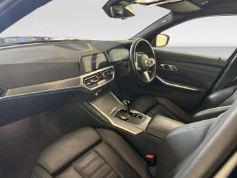 BMW 3 Series 2.0 330e 12kWh M Sport Touring 5dr Petrol Plug-in Hybrid Auto Eu