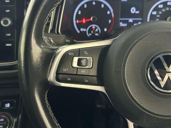 Volkswagen T-Roc 1.0 TSI Black Edition SUV 5dr Petrol Manual Euro 6 (s/s) (110 ps