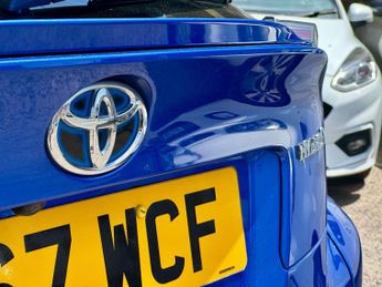 Toyota C-HR 1.8 VVT-h Dynamic CVT Euro 6 (s/s) 5dr