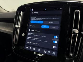 Volvo XC40 Ultimate Dark B4 (197 hp) Auto