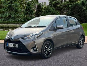 Toyota Yaris 1.5 VVT-h Icon Tech E-CVT Euro 6 (s/s) 5dr