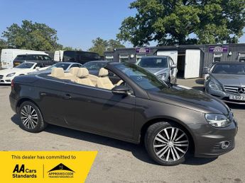 Volkswagen Eos 2.0 TDI BlueMotion Tech SE Cabriolet DSG Euro 5 (s/s) 2dr