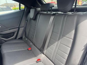 Vauxhall MOKKA 1.2 Turbo Ultimate SUV 5dr Petrol Auto Euro 6 (s/s) (130 ps)