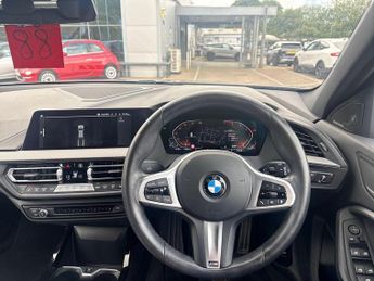 BMW 1 SERIES 1.5 118i M Sport (LCP) Hatchback 5dr Petrol DCT Euro 6 (s/s) (13