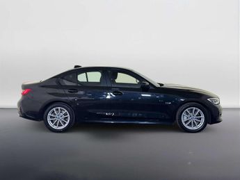 BMW 3 Series 2.0 330e 12kWh SE Pro Saloon 4dr Petrol Plug-in Hybrid Auto Euro