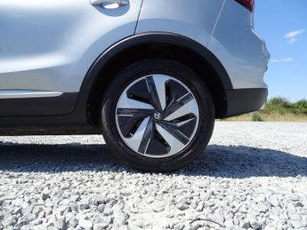 MG MG ZS 51.1kWh Trophy Auto 5dr