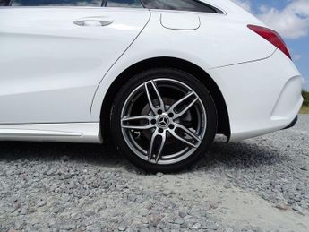 Mercedes-Benz CLA 1.6 CLA200 AMG Line Edition Shooting Brake 7G-DCT Euro 6 (s/s) 5