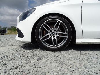 Mercedes-Benz CLA 1.6 CLA200 AMG Line Edition Shooting Brake 7G-DCT Euro 6 (s/s) 5