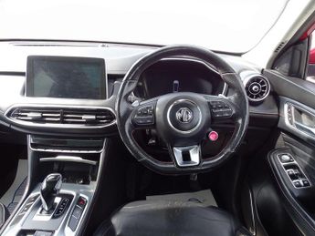 MG MG HS 1.5 T-GDI Exclusive DCT Euro 6 (s/s) 5dr