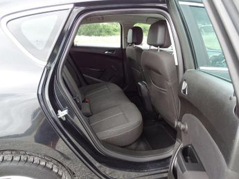 Vauxhall Astra 2.0 CDTi SRi Auto Euro 5 5dr
